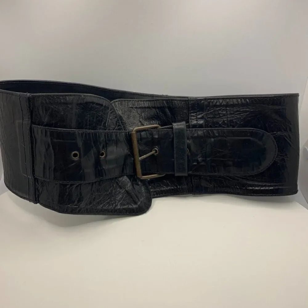 Jocasi London Vintage 80's Gator Print Wide Black Belt